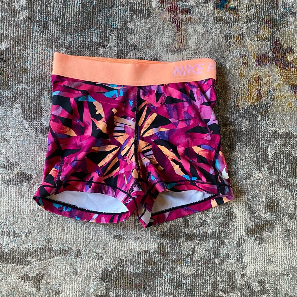 Like NEW, Nike shorts. Size Small.